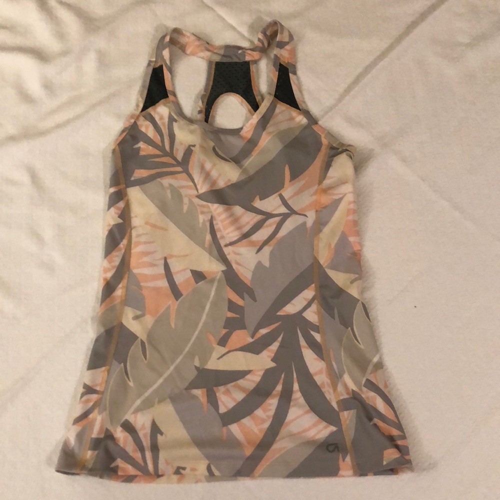 GapFit XS Work Out Tank